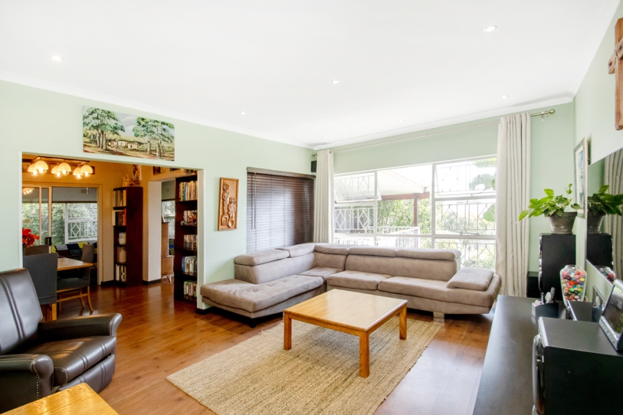 4 Bedroom Property for Sale in Roodekrans Gauteng