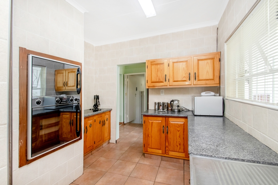 4 Bedroom Property for Sale in Roodekrans Gauteng