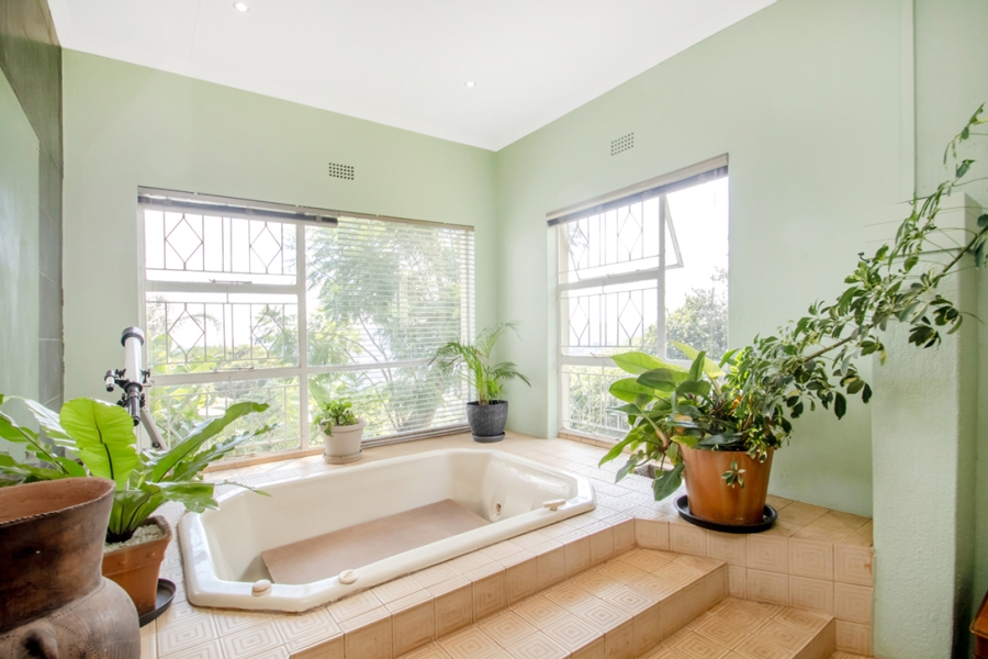 4 Bedroom Property for Sale in Roodekrans Gauteng