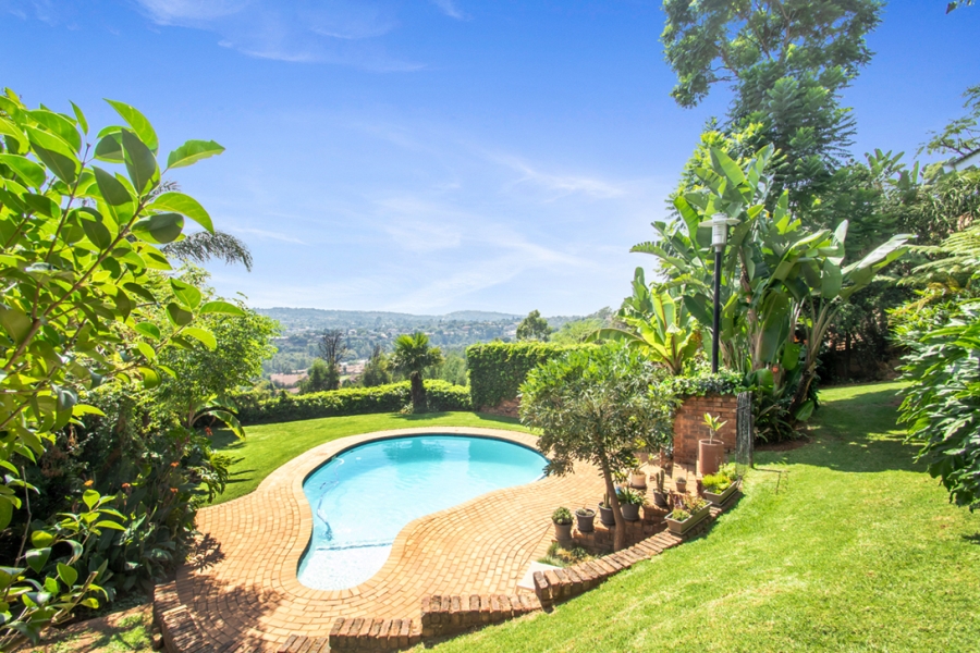 4 Bedroom Property for Sale in Roodekrans Gauteng