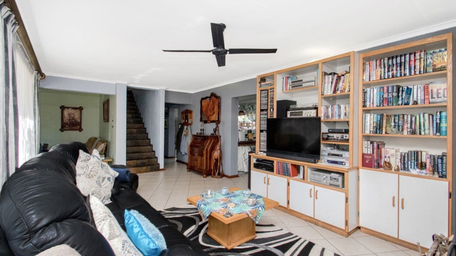 3 Bedroom Property for Sale in Wilro Park Gauteng