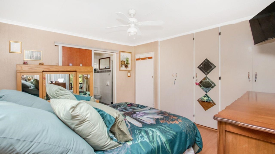 3 Bedroom Property for Sale in Wilro Park Gauteng