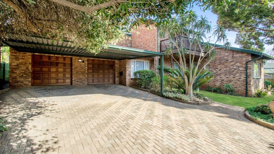 3 Bedroom Property for Sale in Wilro Park Gauteng