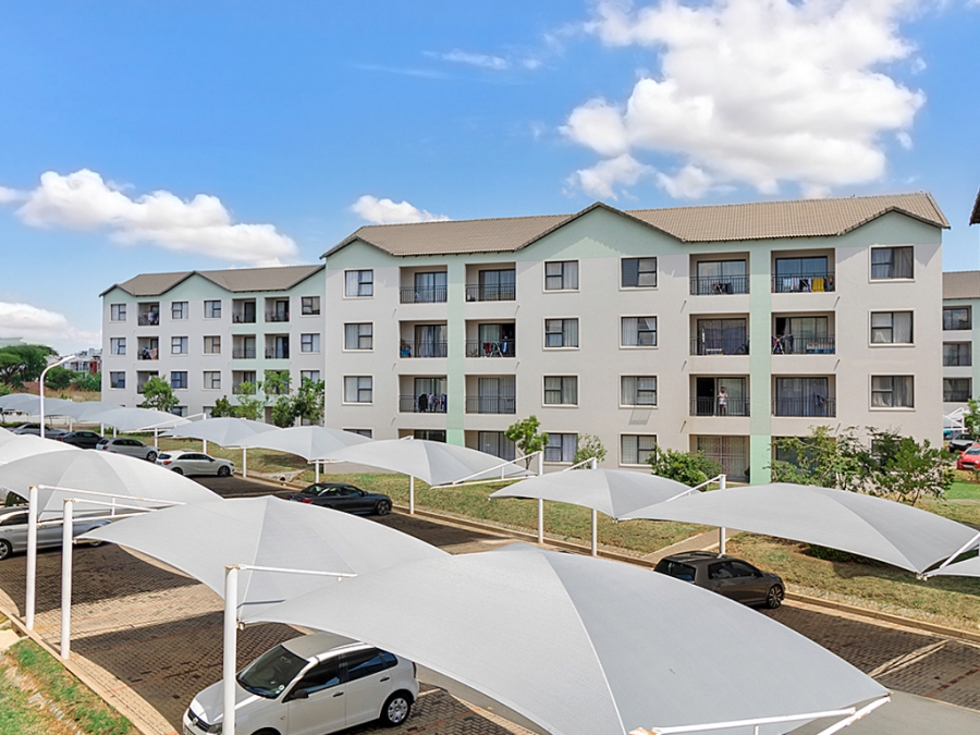 1 Bedroom Property for Sale in Carlswald Gauteng