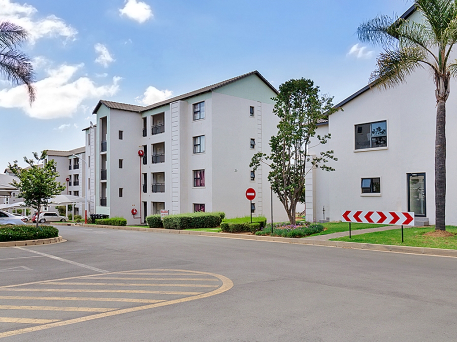 1 Bedroom Property for Sale in Carlswald Gauteng