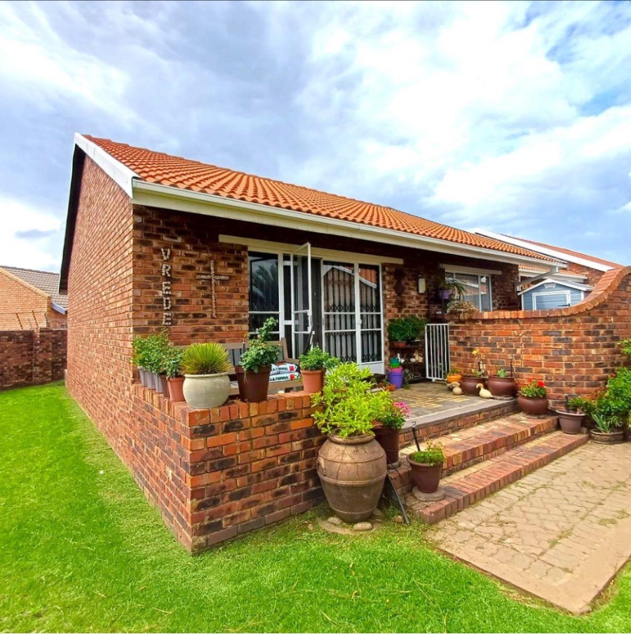2 Bedroom Property for Sale in Riversdale Gauteng