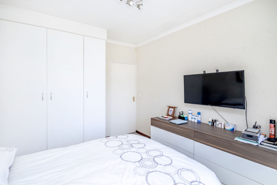 3 Bedroom Property for Sale in Beverley Gauteng