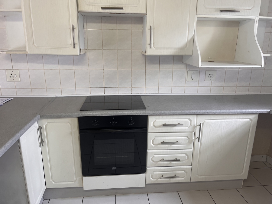 2 Bedroom Property for Sale in Eden Glen Gauteng