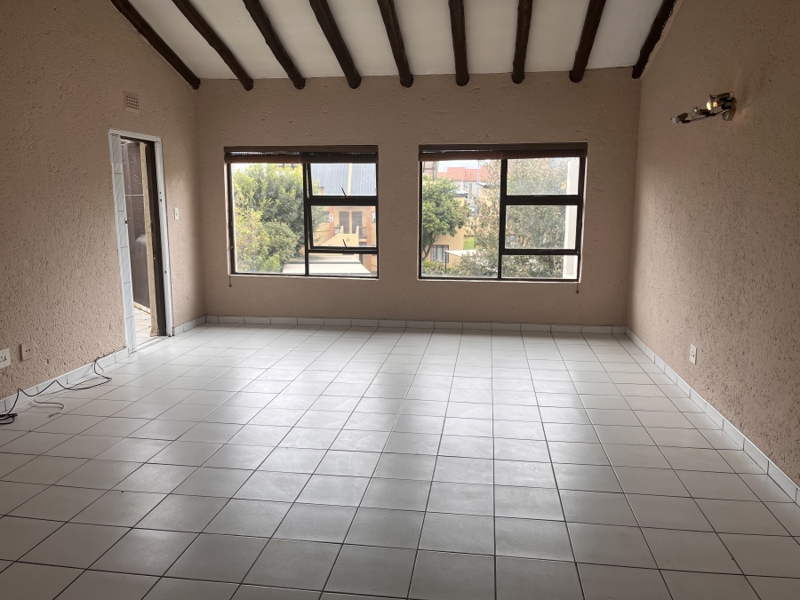 2 Bedroom Property for Sale in Eden Glen Gauteng