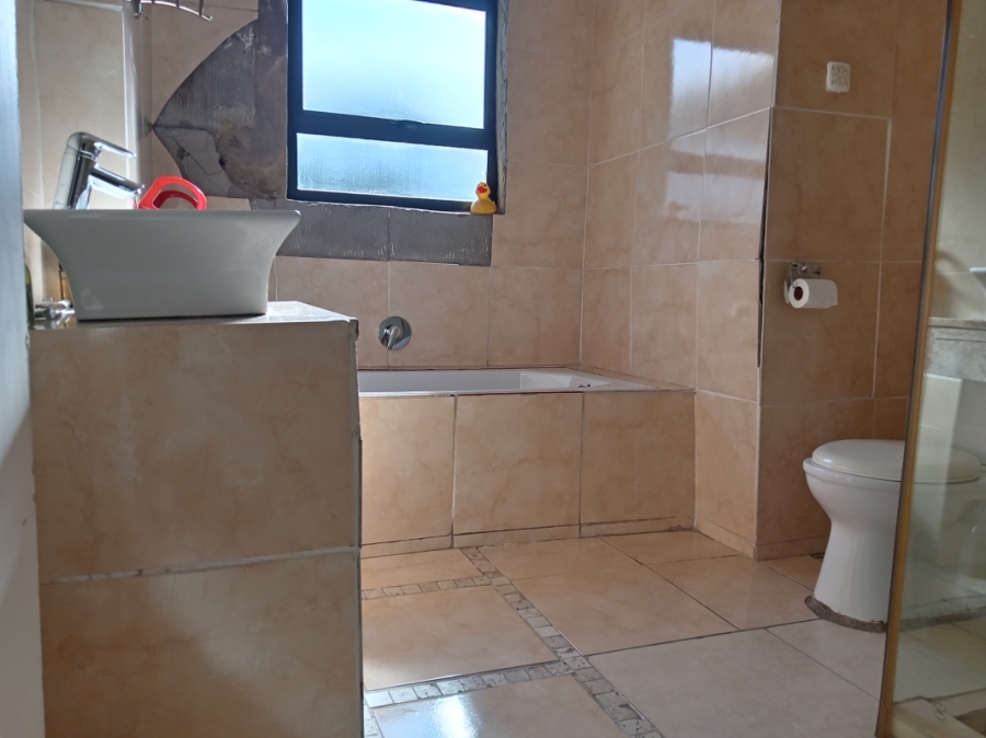 3 Bedroom Property for Sale in Edenvale Central Gauteng