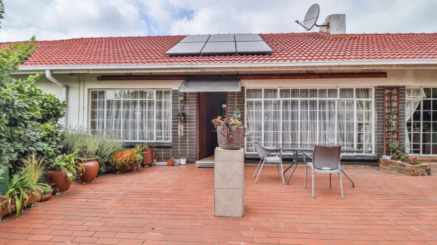 3 Bedroom Property for Sale in Eastleigh Gauteng