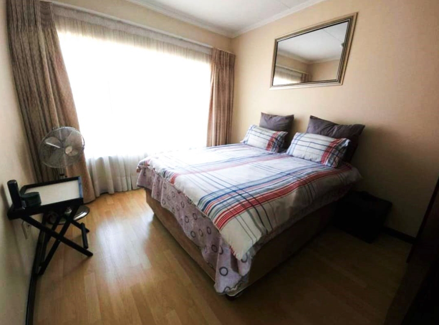 2 Bedroom Property for Sale in Greenstone Hill Gauteng