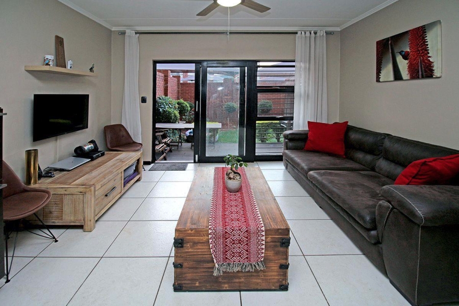 2 Bedroom Property for Sale in Greenstone Hill Gauteng