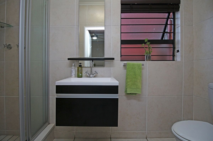 2 Bedroom Property for Sale in Greenstone Hill Gauteng