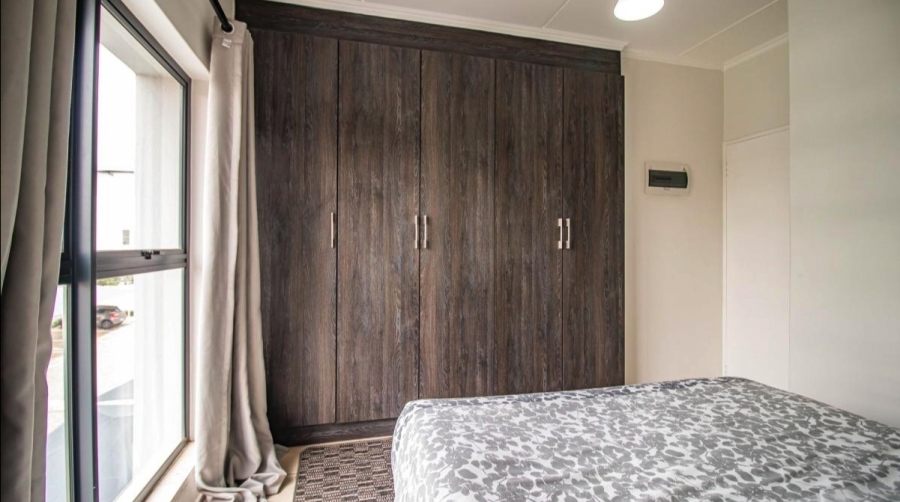 2 Bedroom Property for Sale in Greenstone Hill Gauteng