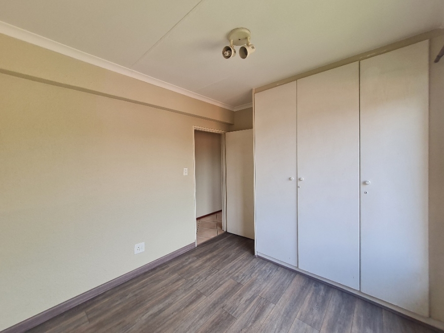 2 Bedroom Property for Sale in Dowerglen Gauteng