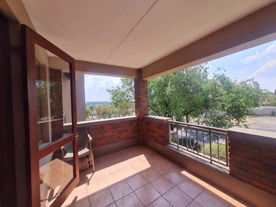 2 Bedroom Property for Sale in Dowerglen Gauteng