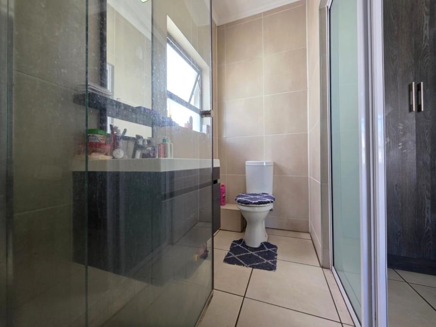 1 Bedroom Property for Sale in Greenstone Hill Gauteng
