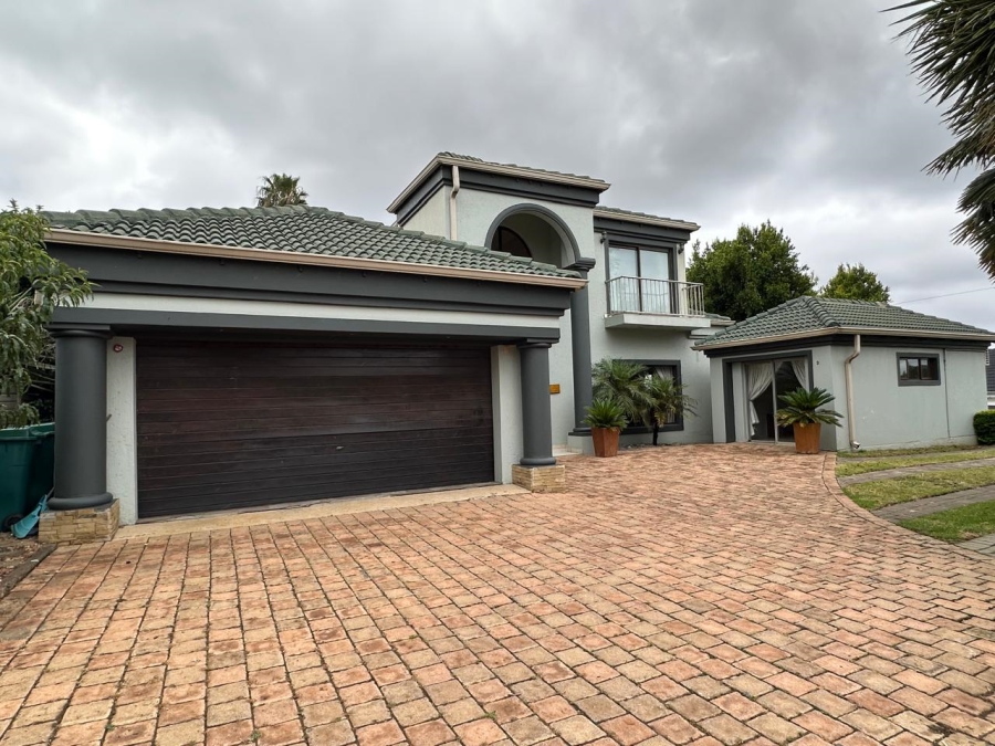 To Let 5 Bedroom Property for Rent in Isandovale Gauteng