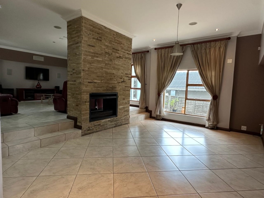 To Let 5 Bedroom Property for Rent in Isandovale Gauteng