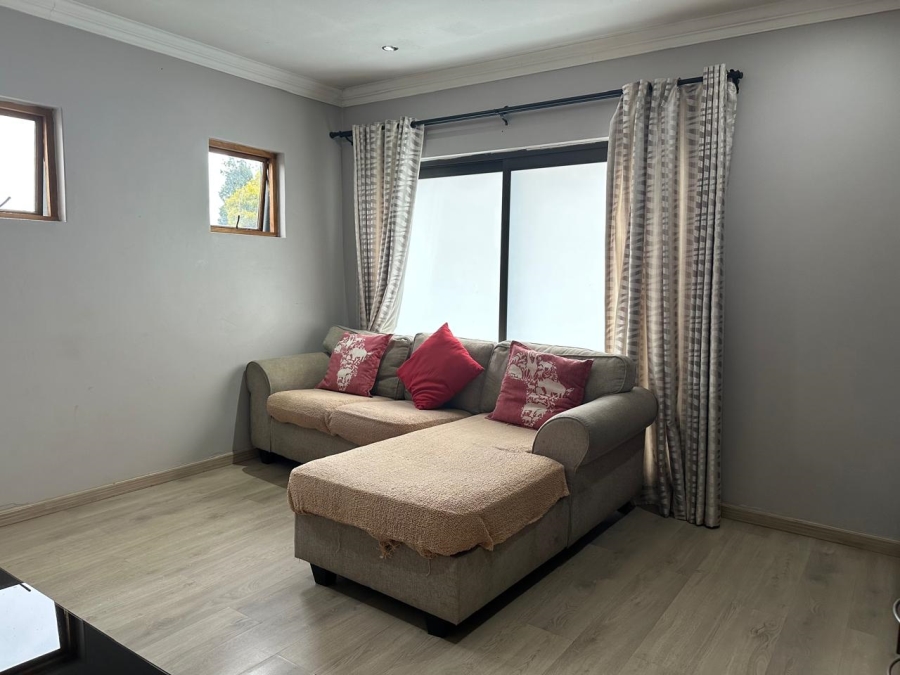 To Let 5 Bedroom Property for Rent in Isandovale Gauteng