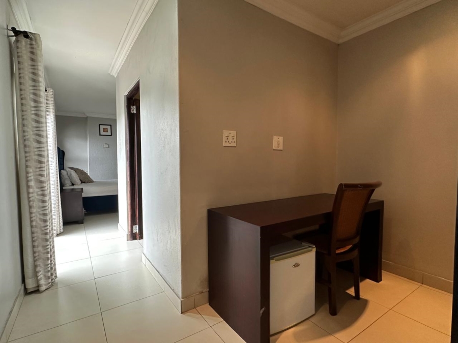 To Let 5 Bedroom Property for Rent in Isandovale Gauteng