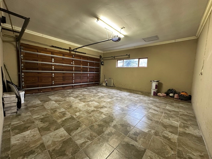 To Let 5 Bedroom Property for Rent in Isandovale Gauteng