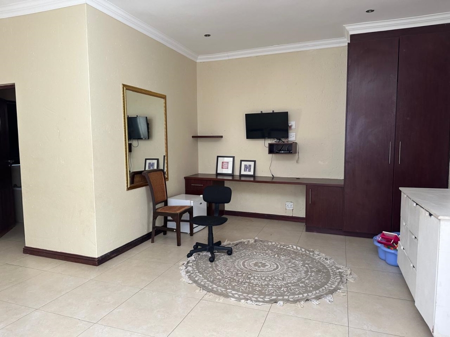 To Let 5 Bedroom Property for Rent in Isandovale Gauteng