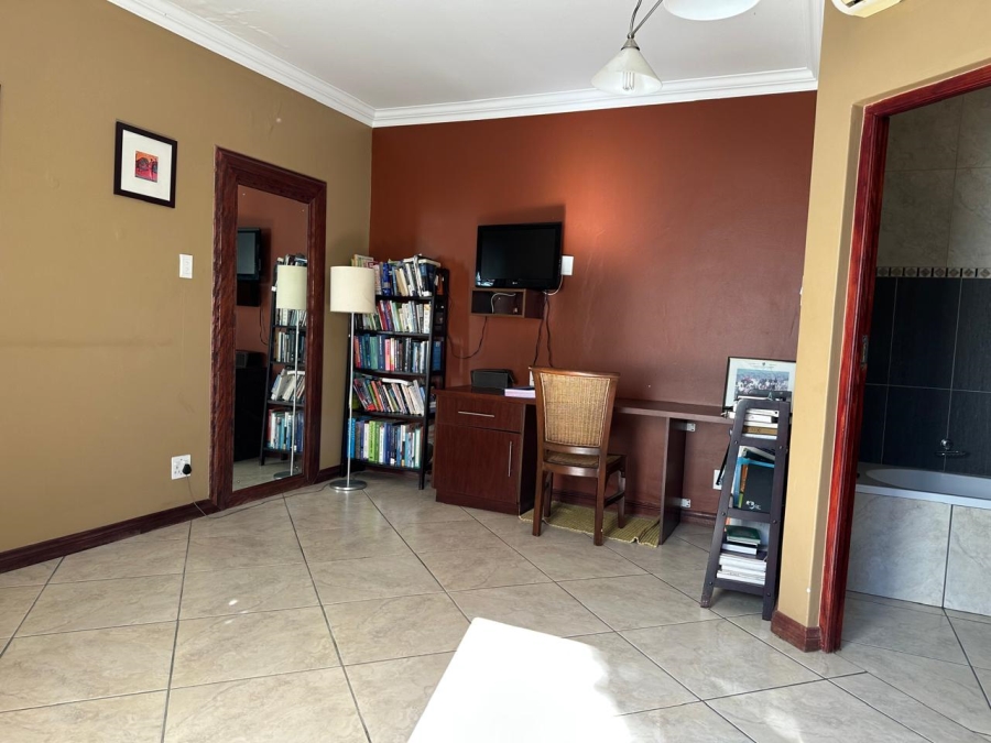 To Let 5 Bedroom Property for Rent in Isandovale Gauteng