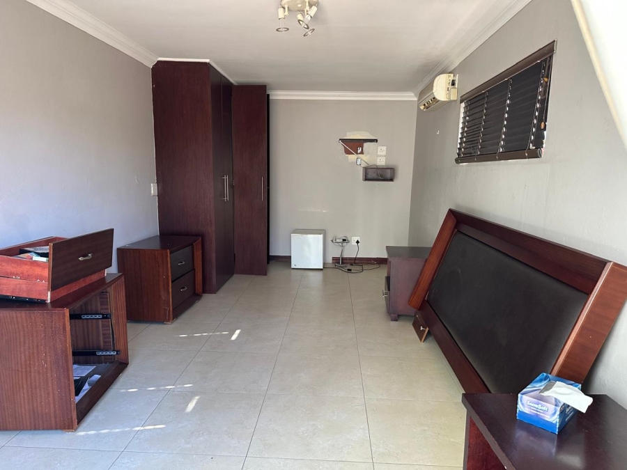 To Let 5 Bedroom Property for Rent in Isandovale Gauteng