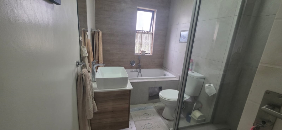 3 Bedroom Property for Sale in Modderfontein Gauteng
