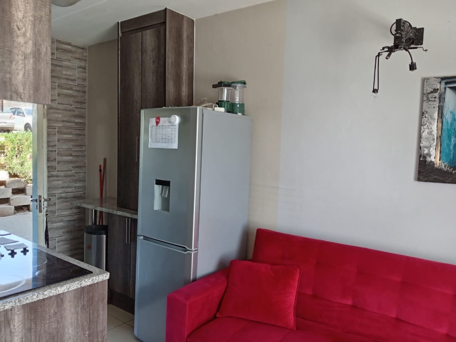 2 Bedroom Property for Sale in Fleurhof Gauteng