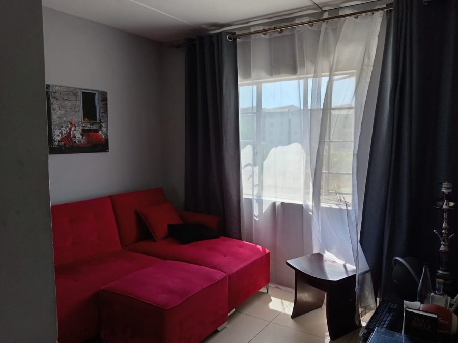 2 Bedroom Property for Sale in Fleurhof Gauteng