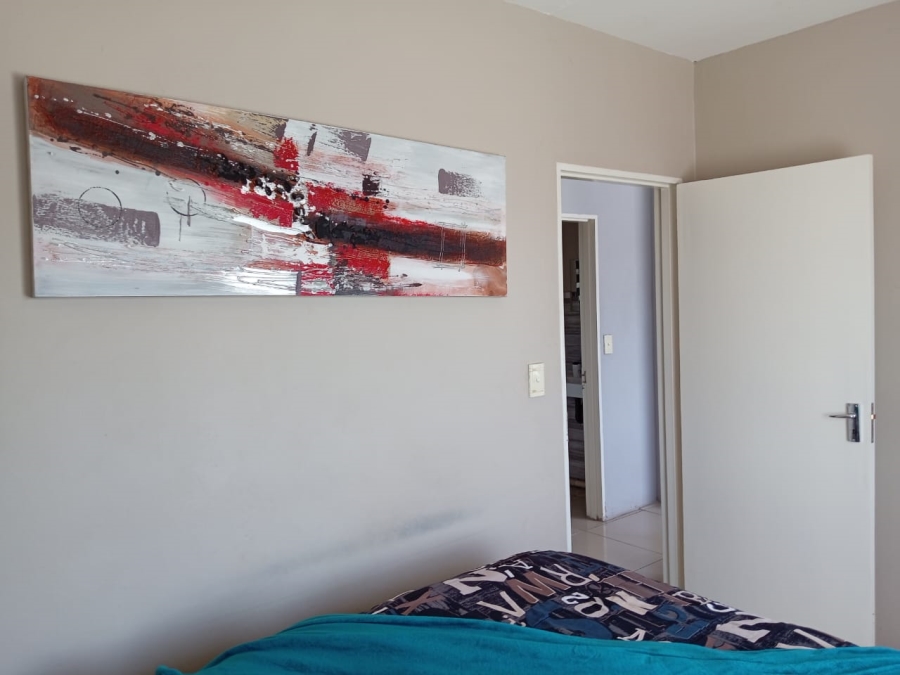 2 Bedroom Property for Sale in Fleurhof Gauteng