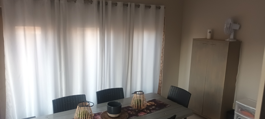 To Let 3 Bedroom Property for Rent in Chancliff A H Gauteng