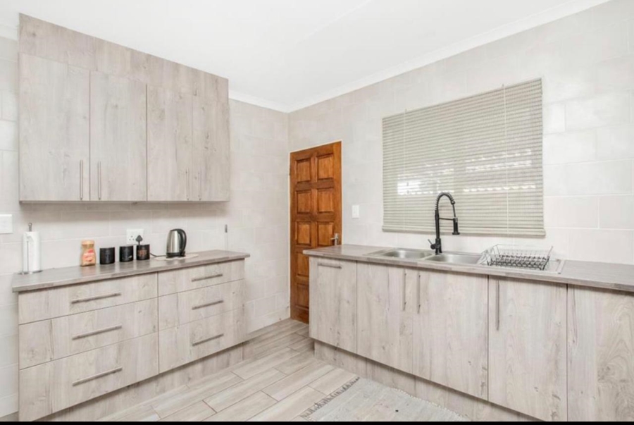 4 Bedroom Property for Sale in Krugersdorp North Gauteng