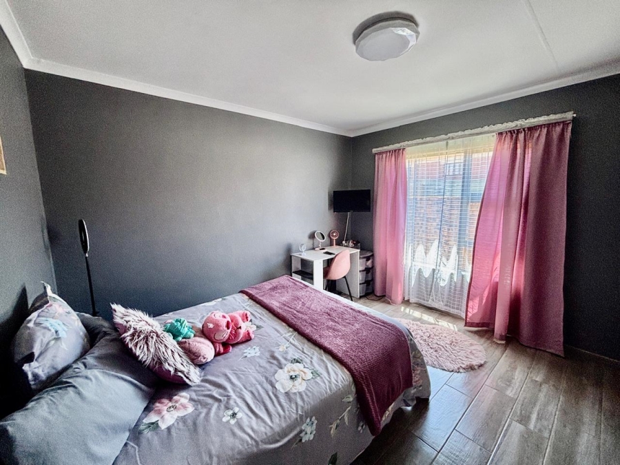 4 Bedroom Property for Sale in Krugersdorp North Gauteng