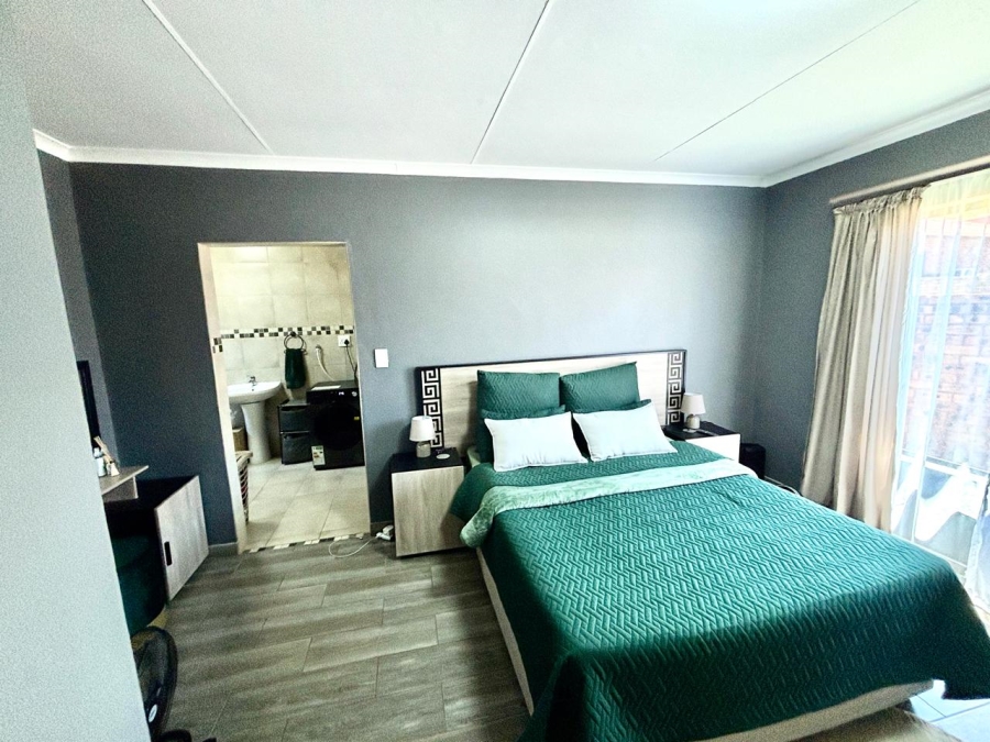 4 Bedroom Property for Sale in Krugersdorp North Gauteng