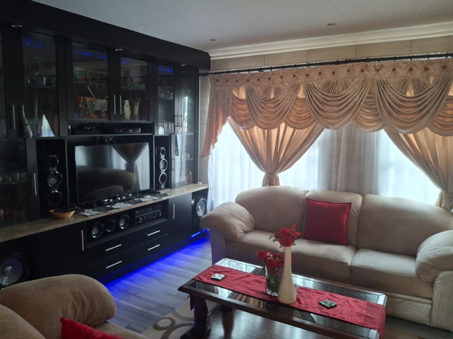 3 Bedroom Property for Sale in Culemborg Park Gauteng