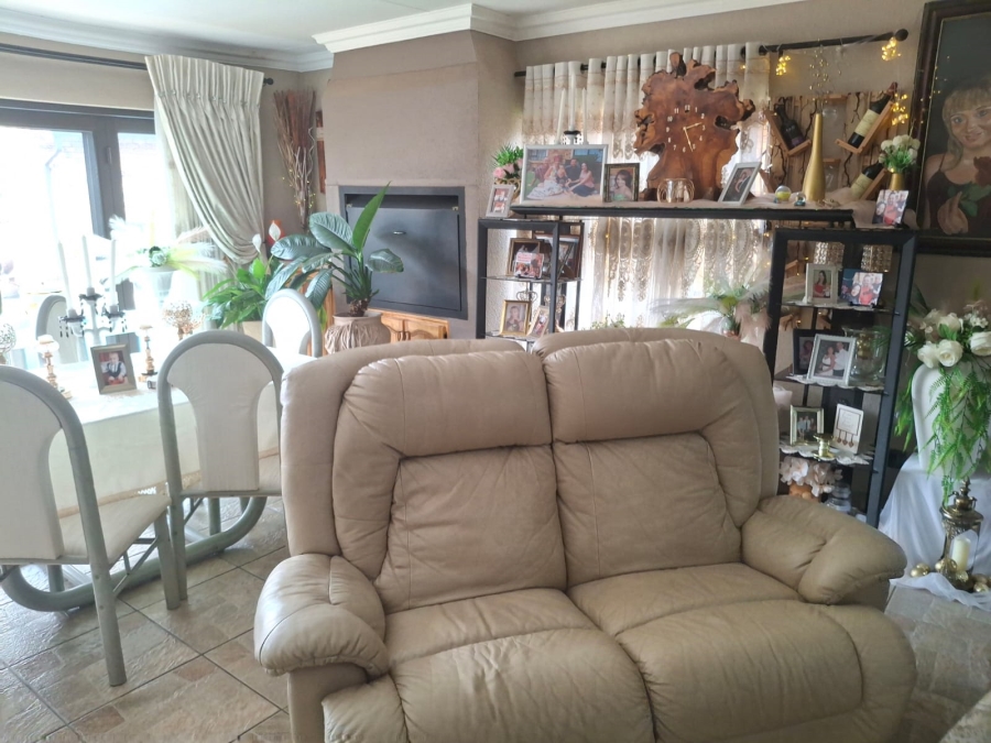 3 Bedroom Property for Sale in Culemborg Park Gauteng