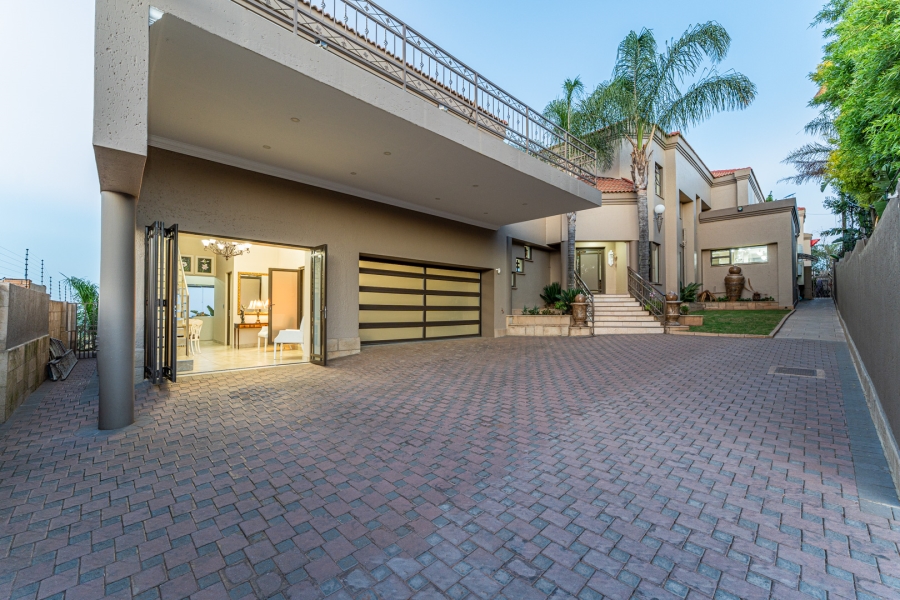 4 Bedroom Property for Sale in Noordheuwel Gauteng