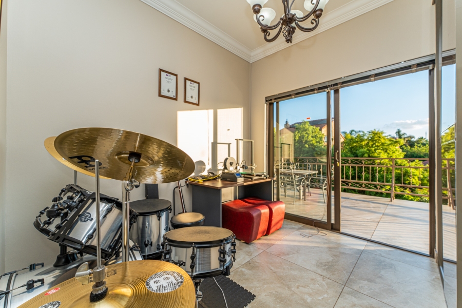 4 Bedroom Property for Sale in Noordheuwel Gauteng