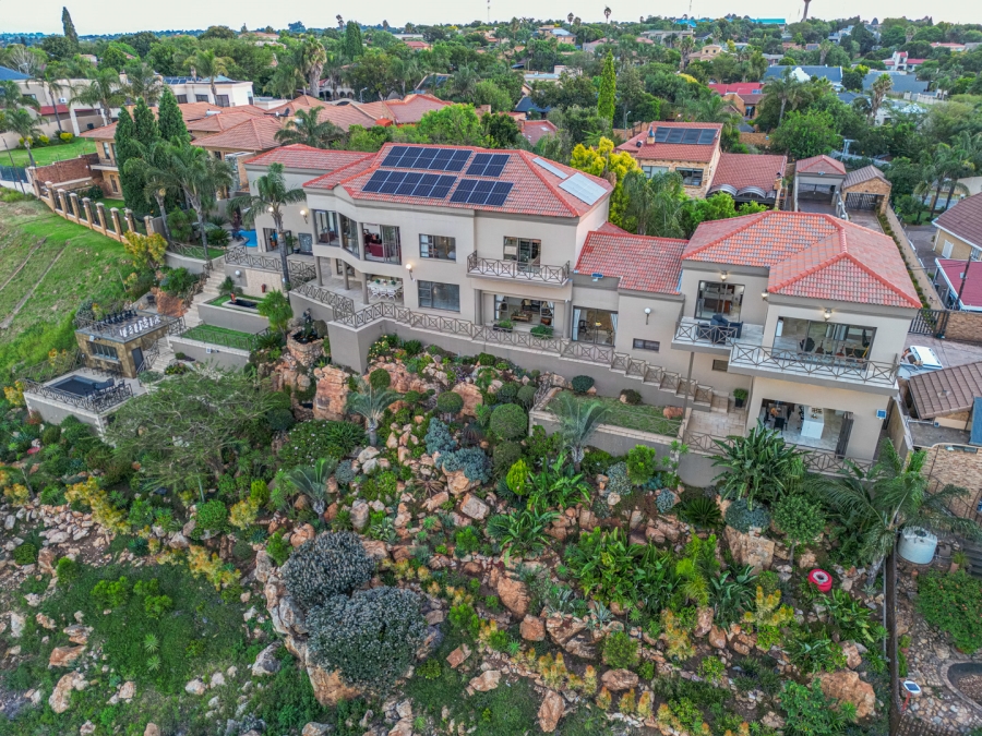 4 Bedroom Property for Sale in Noordheuwel Gauteng