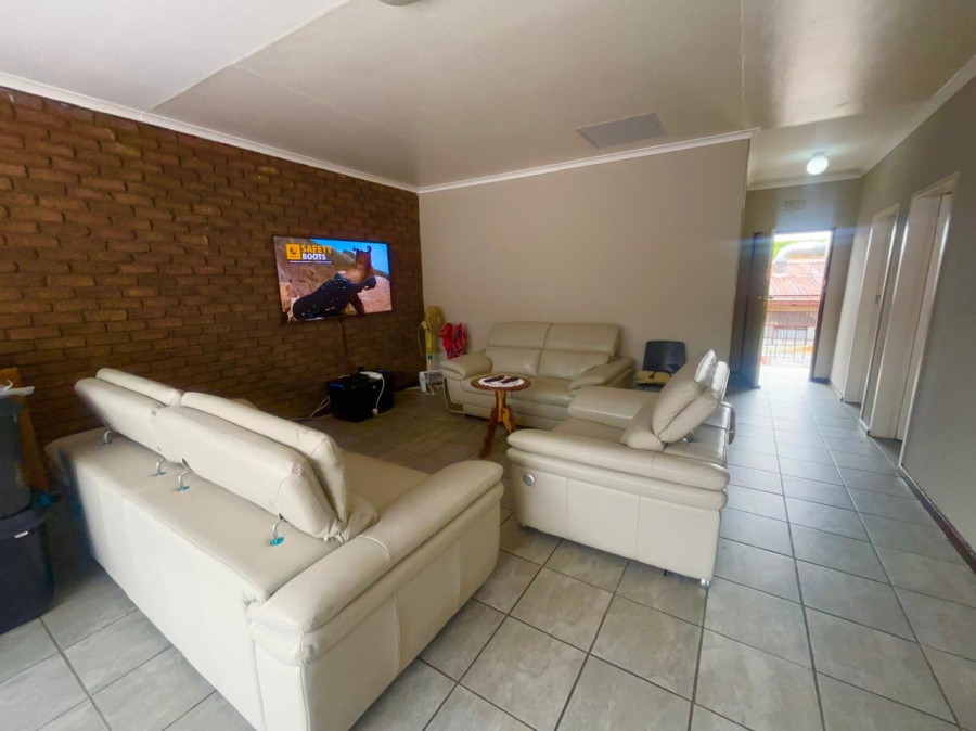 2 Bedroom Property for Sale in Quellerie Park Gauteng