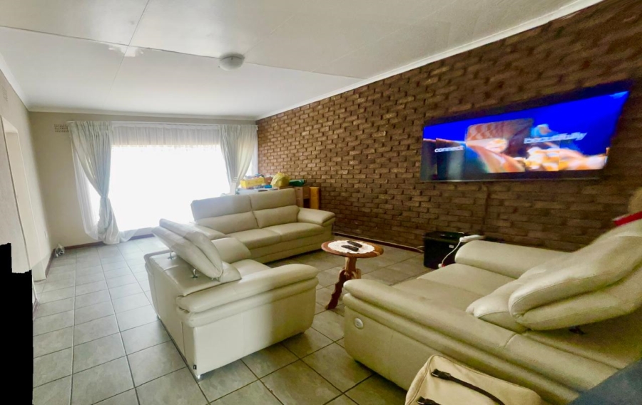 2 Bedroom Property for Sale in Quellerie Park Gauteng