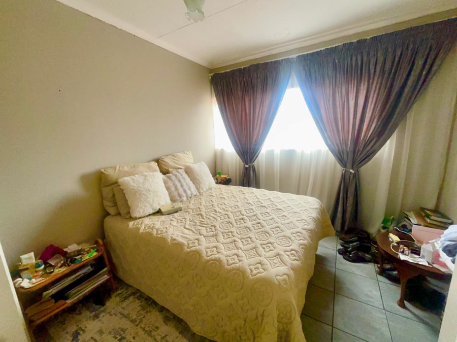2 Bedroom Property for Sale in Quellerie Park Gauteng