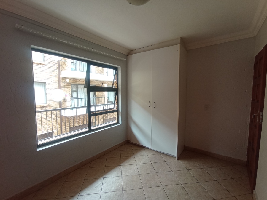 2 Bedroom Property for Sale in Florida Park Gauteng