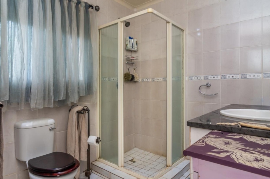 4 Bedroom Property for Sale in Breaunanda Gauteng