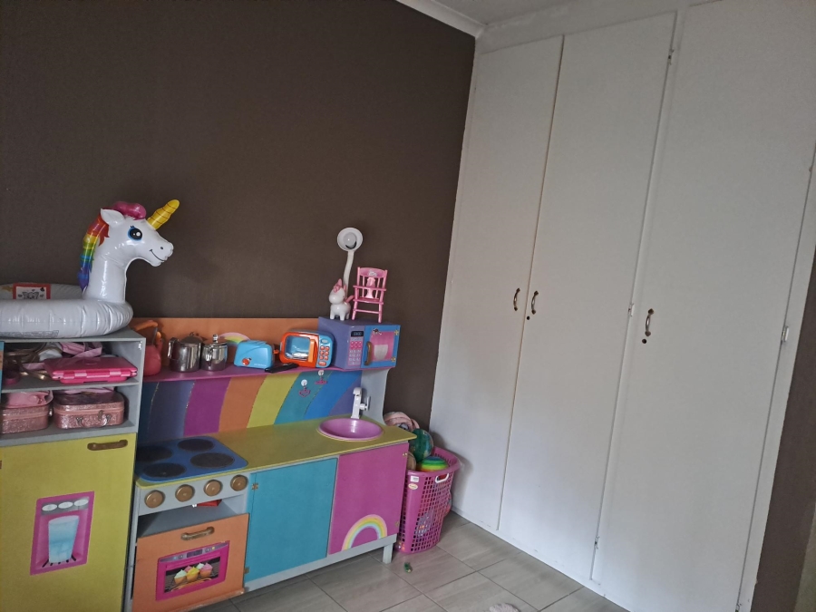 3 Bedroom Property for Sale in Helikonpark Gauteng