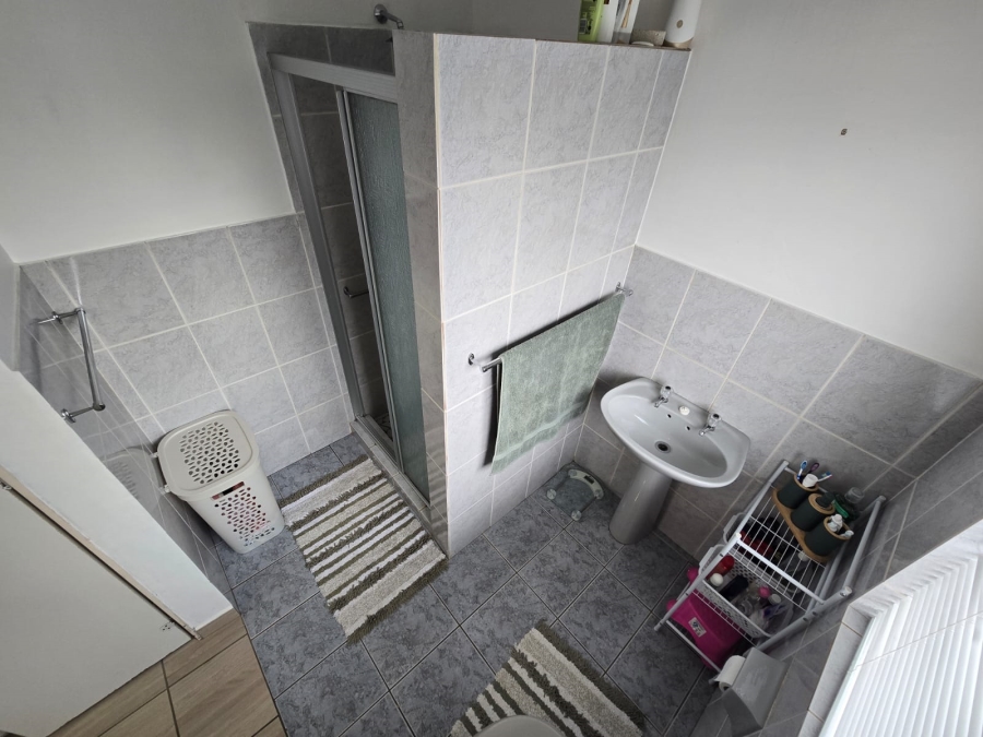 3 Bedroom Property for Sale in Helikonpark Gauteng